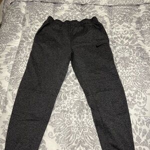 Nike Therm-Fit Grey SZ Large